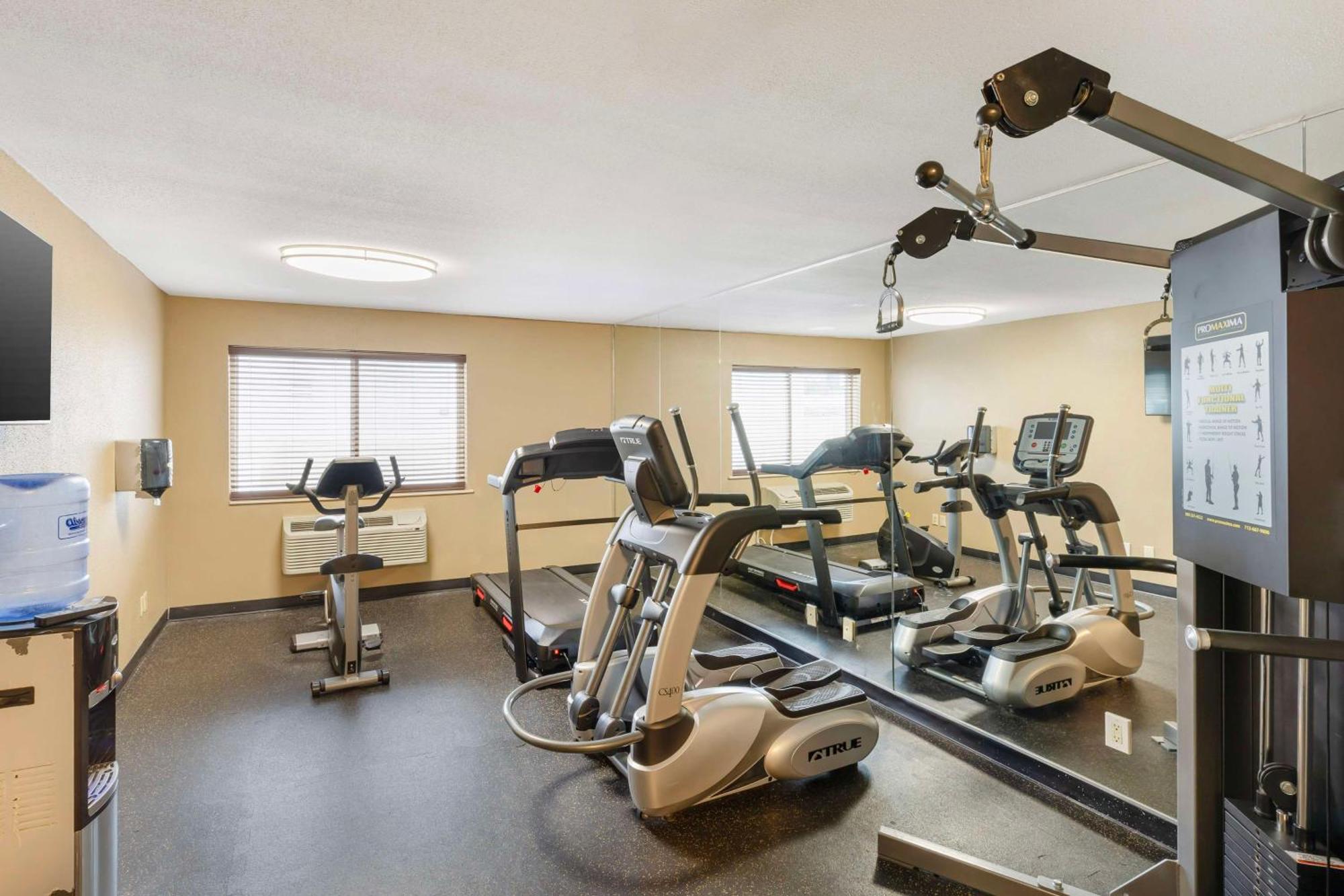 Best Western St. Louis Inn Arnold Buitenkant foto